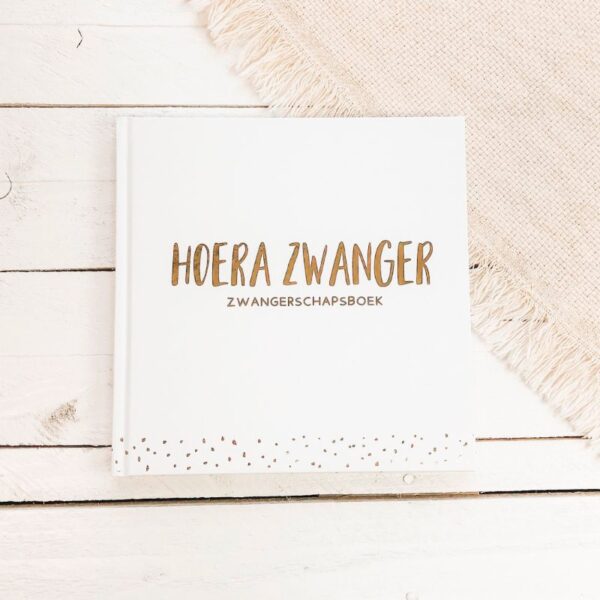 "Hoera Zwanger" Zwangerschapsboek